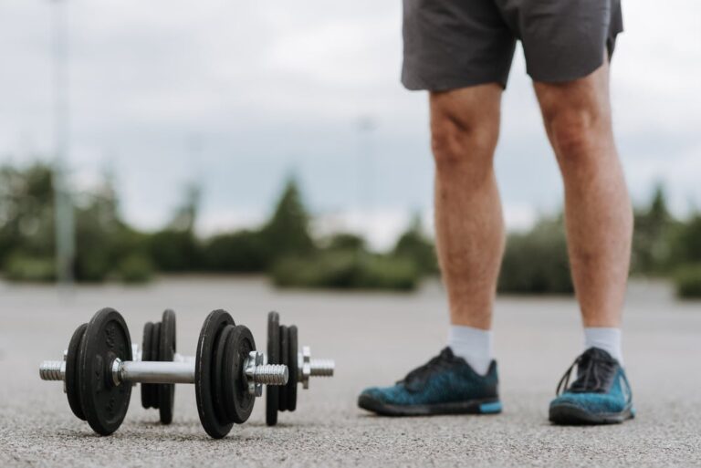 Top 7 Best Dumbbells Only Exercises for the Chest